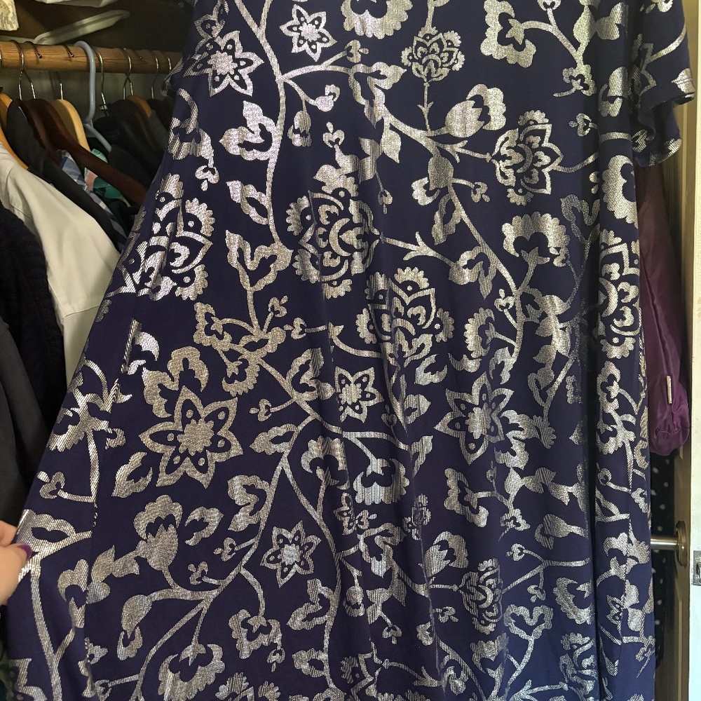 Beautiful party dress purpley silver lularoe xl hi low floral